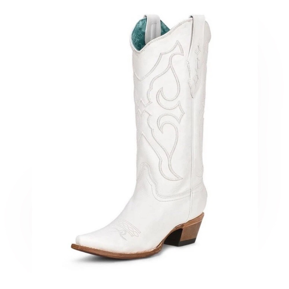 White Western Cowboy Boots